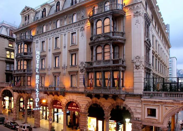 Hotel de 4 estrellas: Hotel Bristol Palace